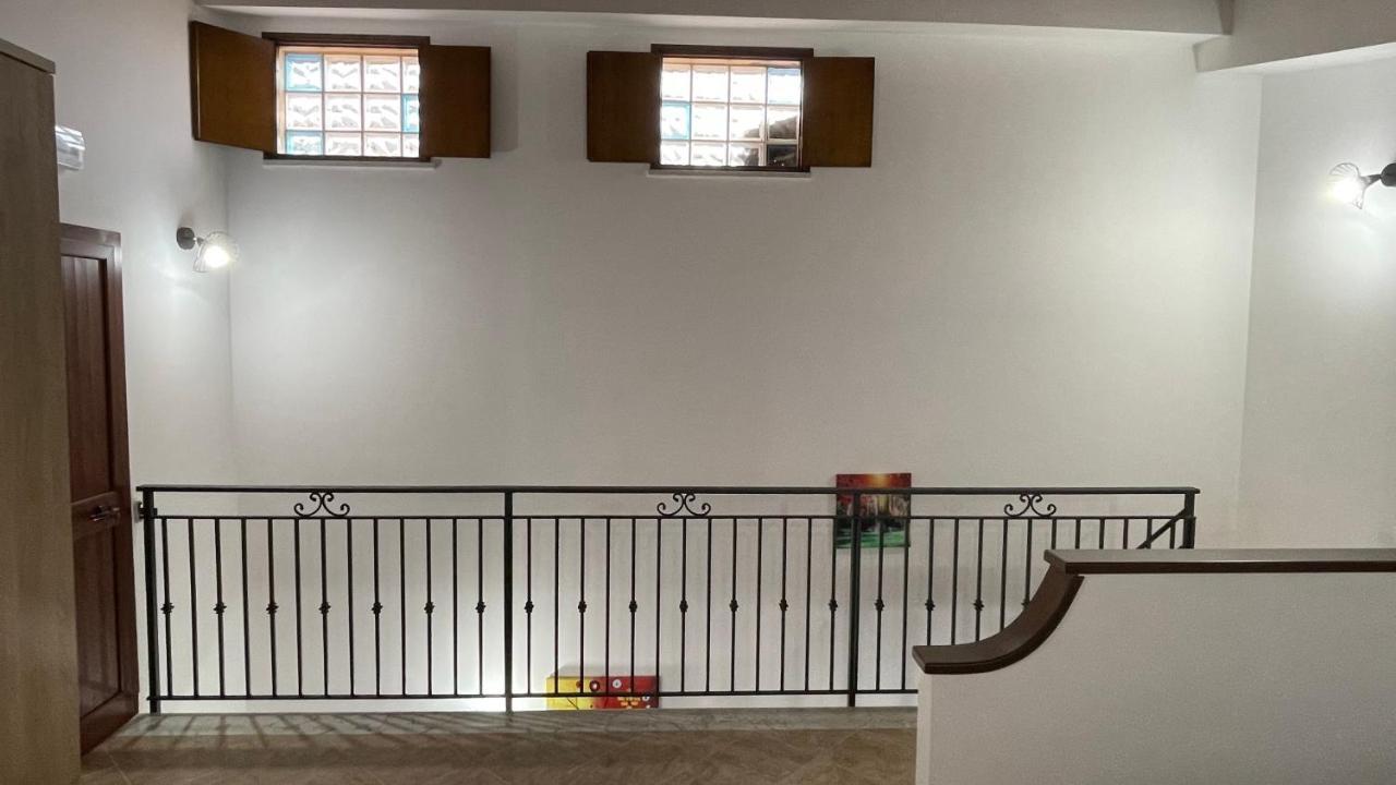 Casa Vacanze Antico Cortile Delle Palme Villa Villagrazia Di Carini Luaran gambar
