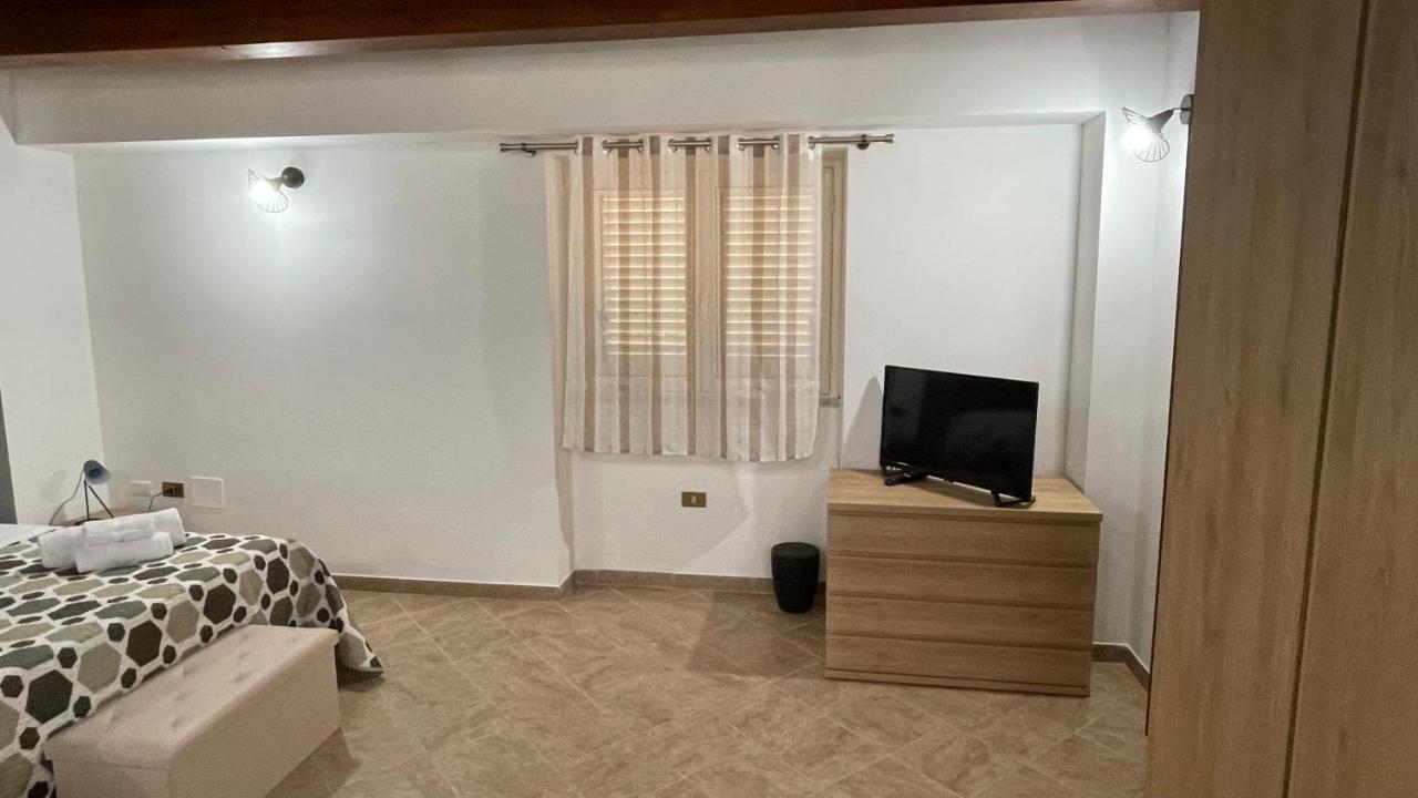 Casa Vacanze Antico Cortile Delle Palme Villa Villagrazia Di Carini Luaran gambar