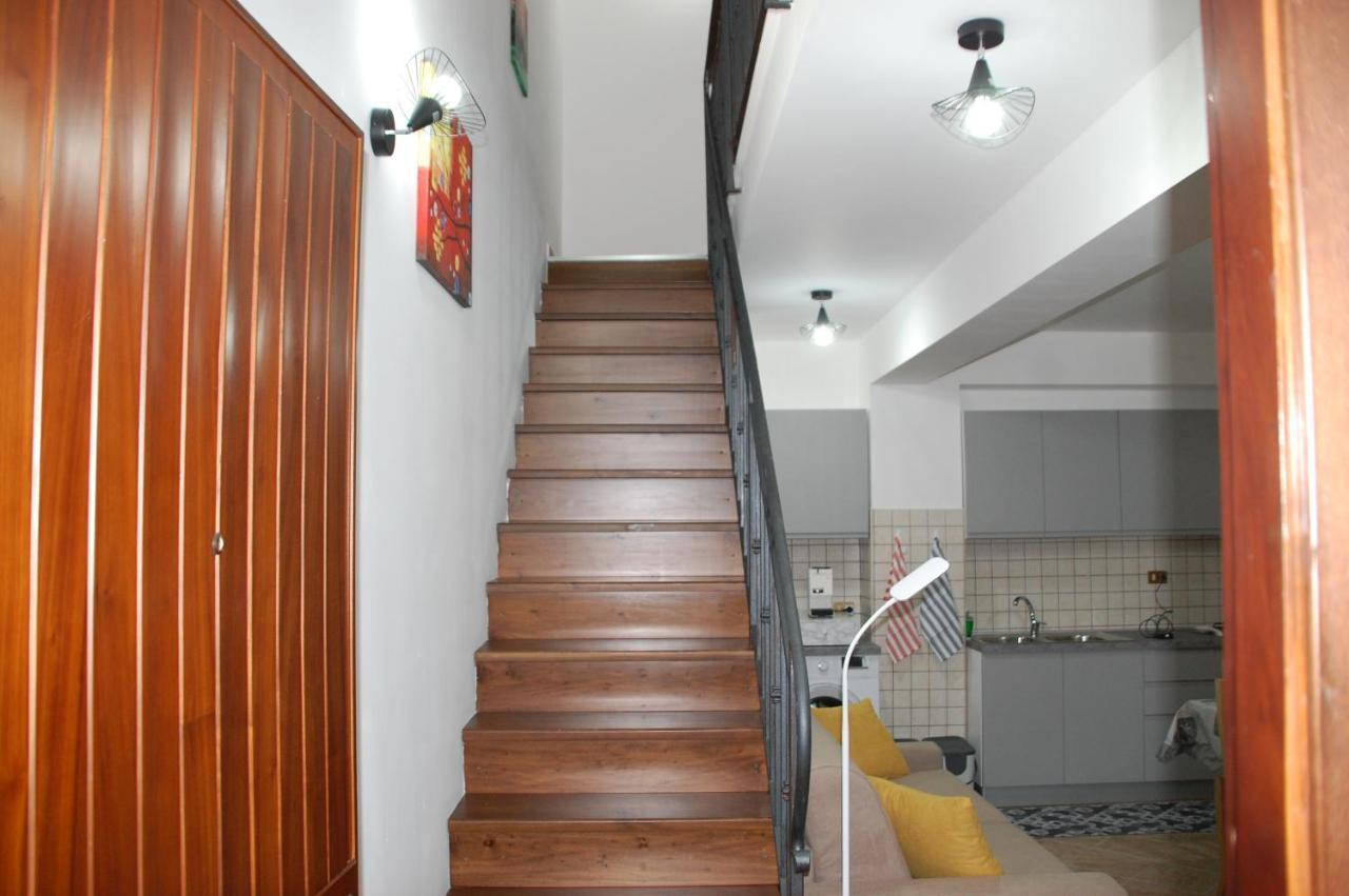Casa Vacanze Antico Cortile Delle Palme Villa Villagrazia Di Carini Luaran gambar