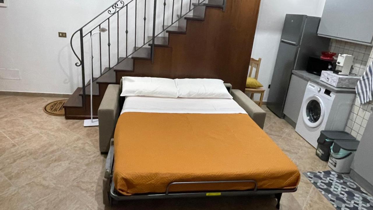 Casa Vacanze Antico Cortile Delle Palme Villa Villagrazia Di Carini Luaran gambar